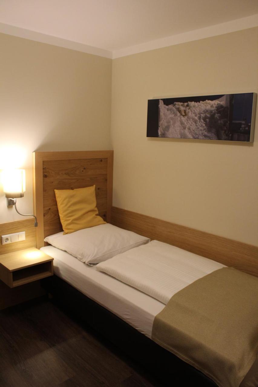 Hotel Brauereigasthof Amberger Kosching Eksteriør billede